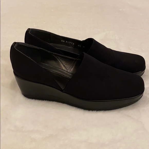 Stuart Weitzman Black Wedge Round Toe Shoe